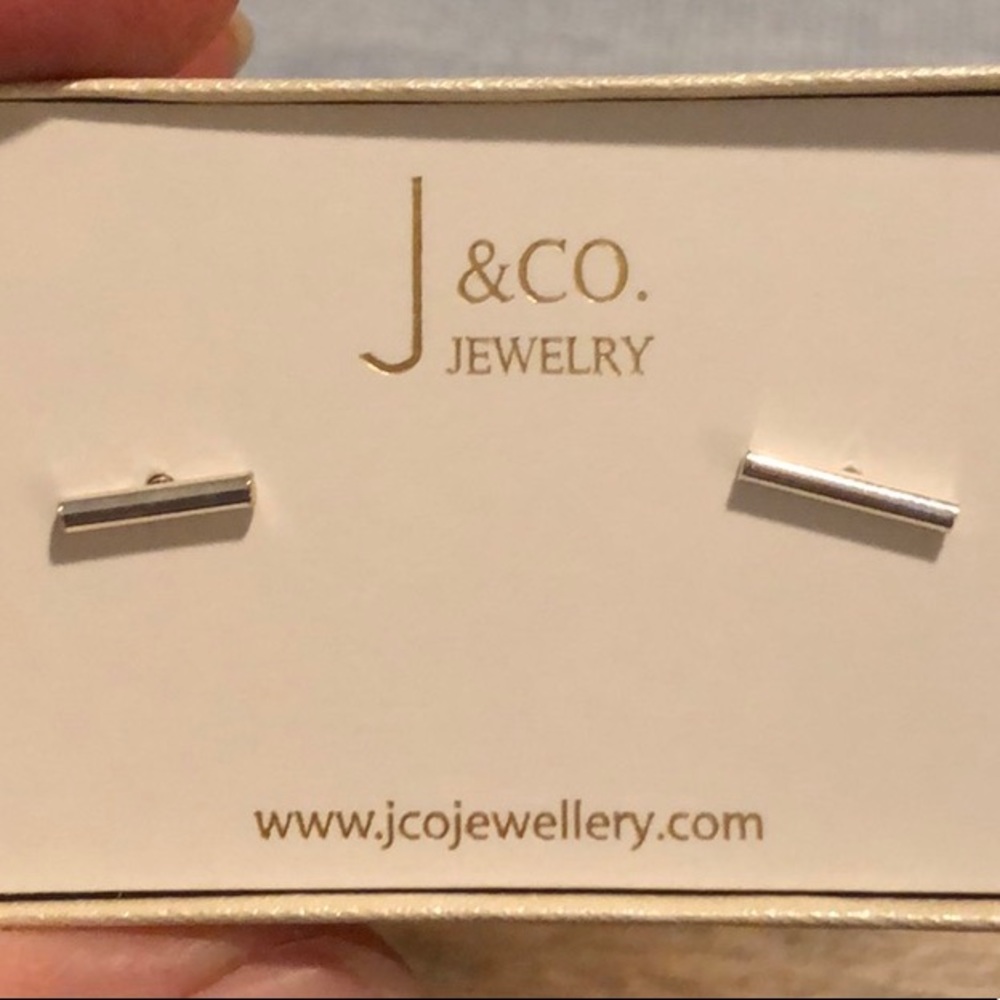 💕 Three pairs of silver earrings. 💕